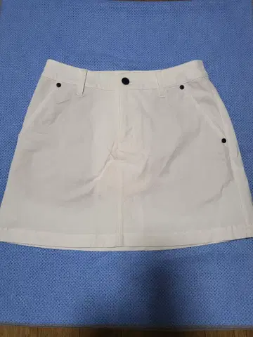 JACK BUNNY 화이트 스커트