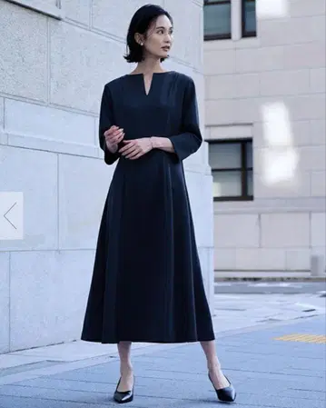 ur's 본딩 키 넥 허리 쉐이프 원피스 네이비 L