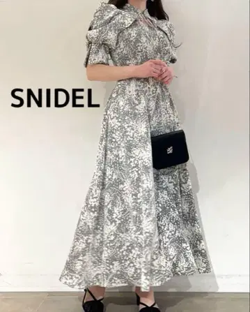 스나이델 데콜테 오픈 원피스