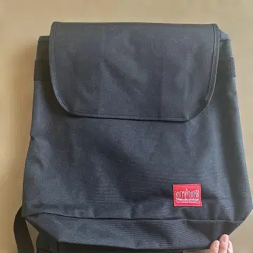 Manhattan Portage 블랙 백팩