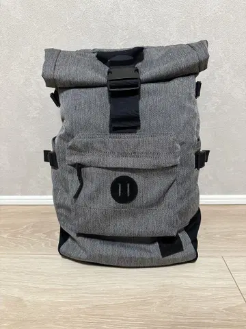 NIXON 롤 탑 백팩