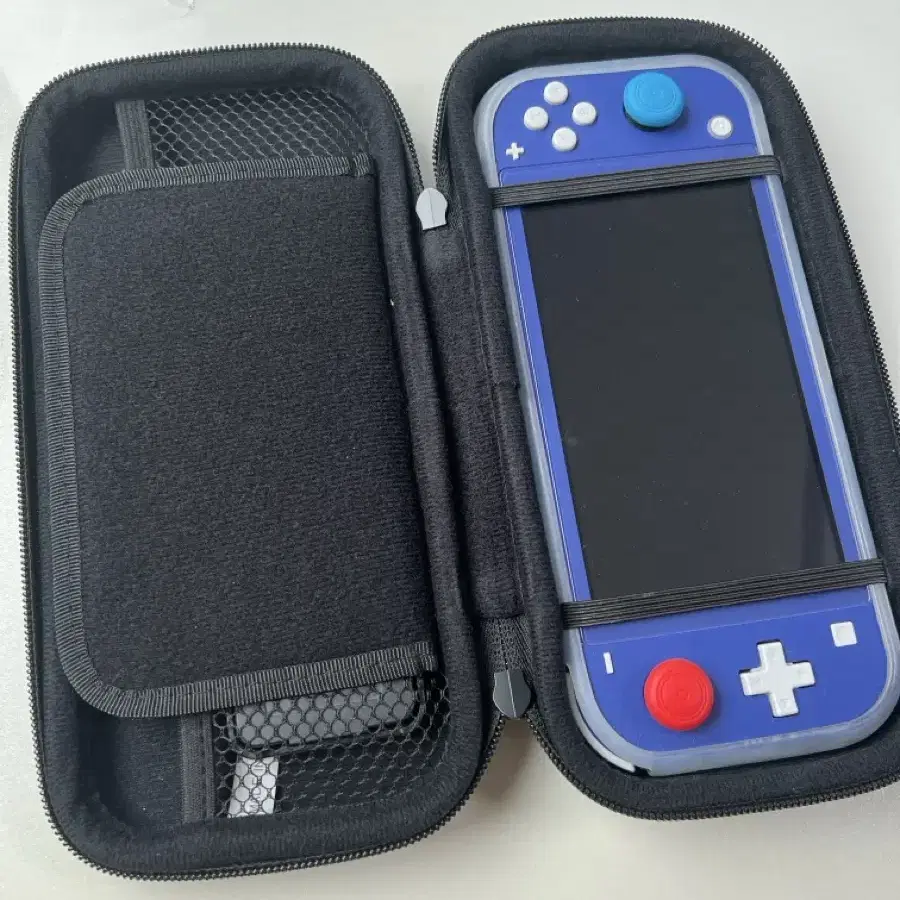 NINTENDO | 닌텐도 Nintendo Switch Lite Blue on Bunjang
