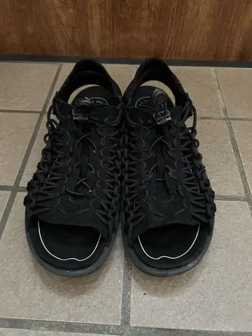 KEEN UNEEK II OT 킨 샌들