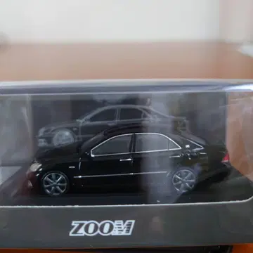 미개봉품 ZOOM 1/64 CROWN ATHLETE 블랙