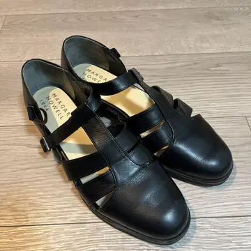 MARGARET HOWELL 블랙 스트랩 신발 25.5cm