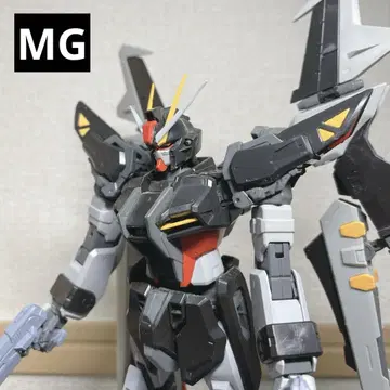 MG 1/100 스트라이크 느와르 건담 완제품
