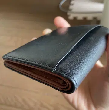 Dom Teporna Italy 접이식 지갑 블랙 가죽