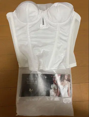 bridal bloom 브라이덜 이너 화이트 C70