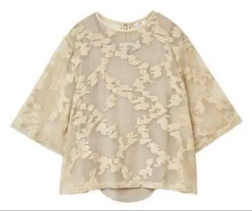 CLANE BULGED FLOWER JACQUARD TOPS