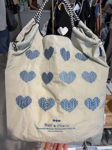 하트 무늬 나일론 에코백 고베 한정판