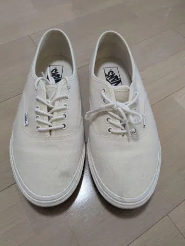 VANS 화이트 스니커즈 로우 컷