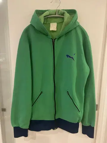 프랑스제 70년대 PUMA 눈이 달린 후드 저리