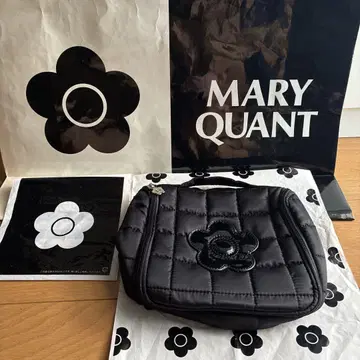 MARY QUANT 트래블 파우치
