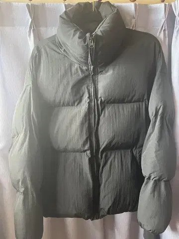 FEKETE 블랙 다운 자켓