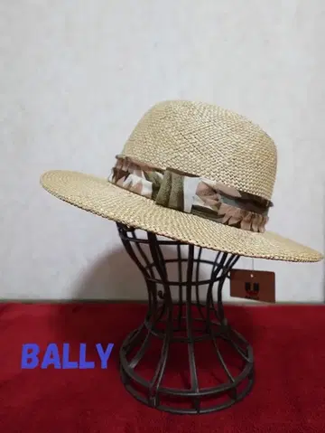 택 포함 새상품 BALLY 발리 밀짚모자 스트로우 햇 56