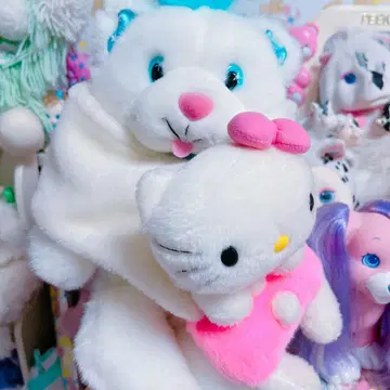 헬로키티 머플러