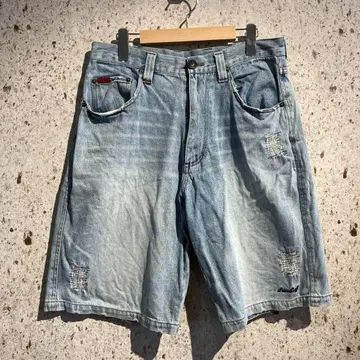 90s Bear 리페어 가공 데님 숏팬츠 베어 빈티지