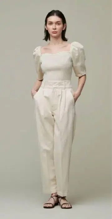 uncrave white 데님 콤비 볼륨 슬리브 니트 셋업