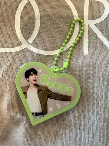 NCT 도영 DOORS 아크릴 키링