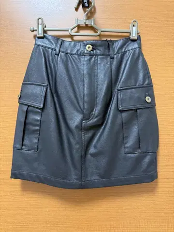 가죽 스커트