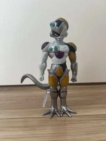 메카 프리저 피규어 제일복권
