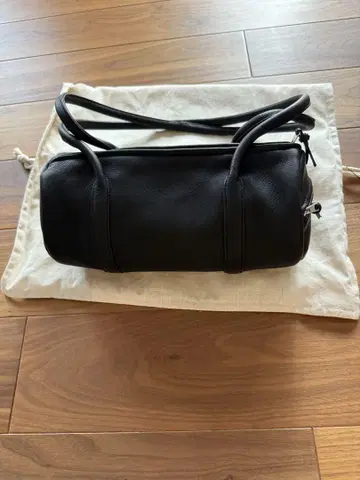 Aeta DEER da102 블랙 핸드백