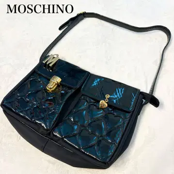 새상품급 MOSCHINO 하트형 퀼팅 숄더백 블랙