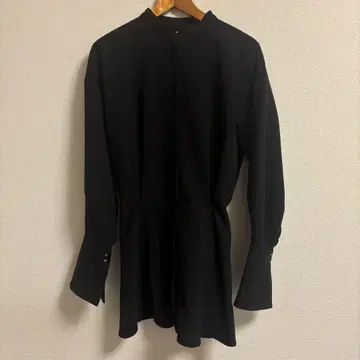 Ameri UND WAIST BLOUSING BLOUSE 긴팔 블라우스