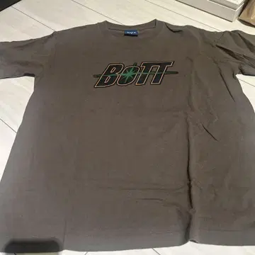 BOTT 로고 프린트 티셔츠