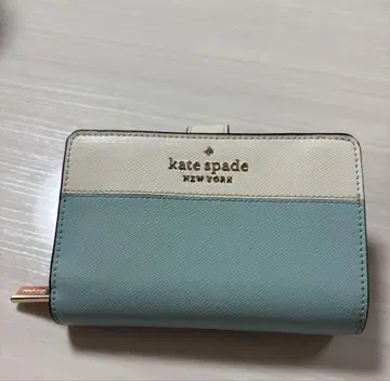 kate spade 접이식 지갑 스카이블루/화이트