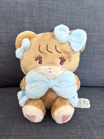 mikko characters 안아주는 리본 봉제 인형 라떼