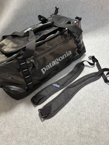 Patagonia 60L 블랙홀 백