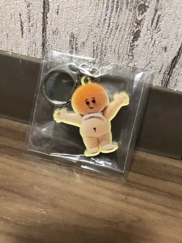 아이엠 도넛 군 아크릴 키링