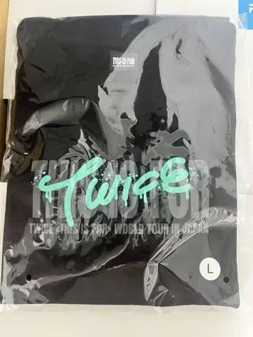 TWICE 월드 투어 티셔츠 L 사이즈 블랙 MINA