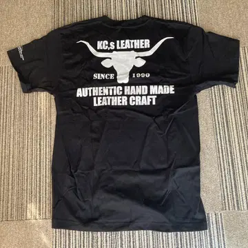 KC's Leather 블랙 티셔츠