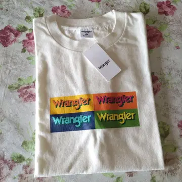 Wrangler M 사이즈 화이트 로고 티셔츠