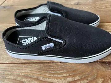 VANS 블랙 슬립온 라이트
