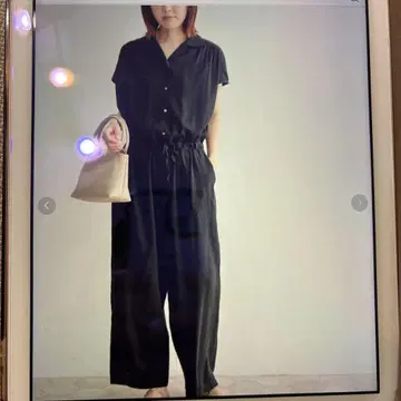 어반 리서치 도어스 프렌치 슬리브 콤비네존 네이비