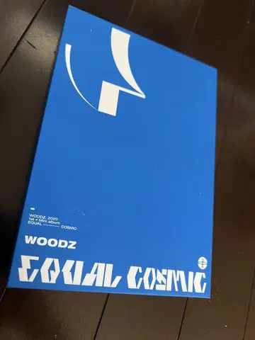 woodz CD EQUAL COSMIC 우즈 조성영