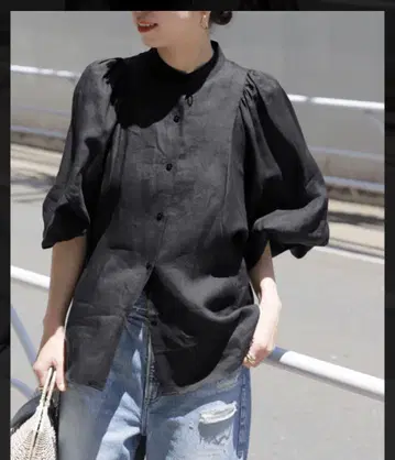 베르메이유 페예나 클리어 라미 개더 블라우스