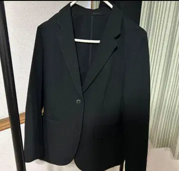 클레어 유니클로 여성용 수트 자켓 블랙 M 사이즈
