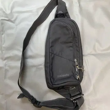 pacsafe 팩 세이프 바이브 150 코듀라 블랙 Vibe150