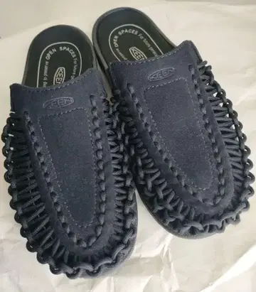 KEEN 샌들 UNEEK II SLIDE 유니크 투 슬라이드