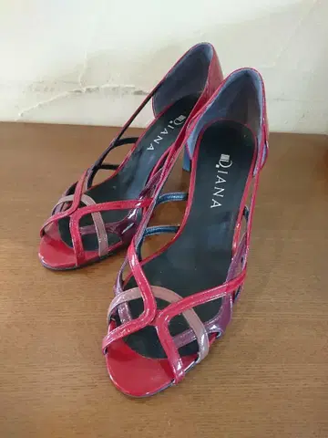 다이애나 오픈토 펌프스 24.5cm 힐 약 7cm