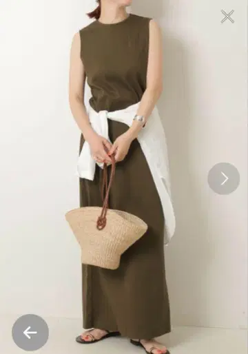 Spick & Span I 라인 슬리브리스 원피스 카키 프리 사이즈