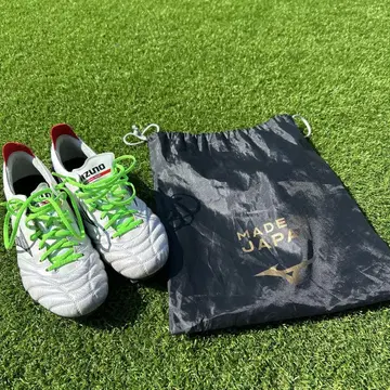 Mizuno 축구화 그레이/레드/그린