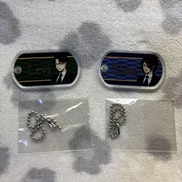 진격의 거인 리바이 한지 집사 의상 도그 태그