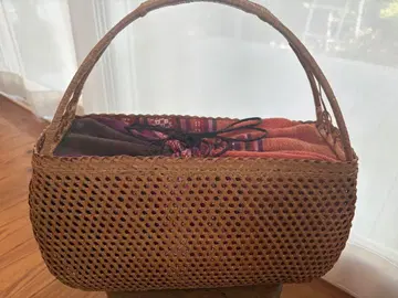바리 바스켓백