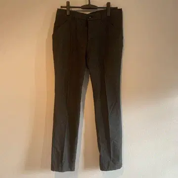다크 그레이 슬림 핏 팬츠