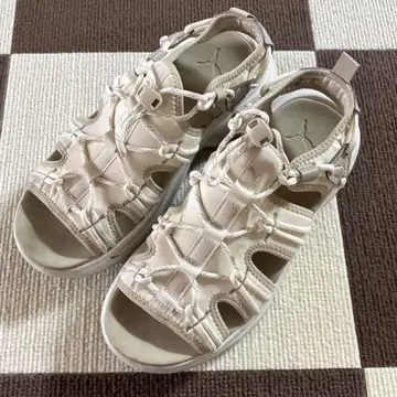 Puma 스포츠 샌들 베이지 EU 38 24.0